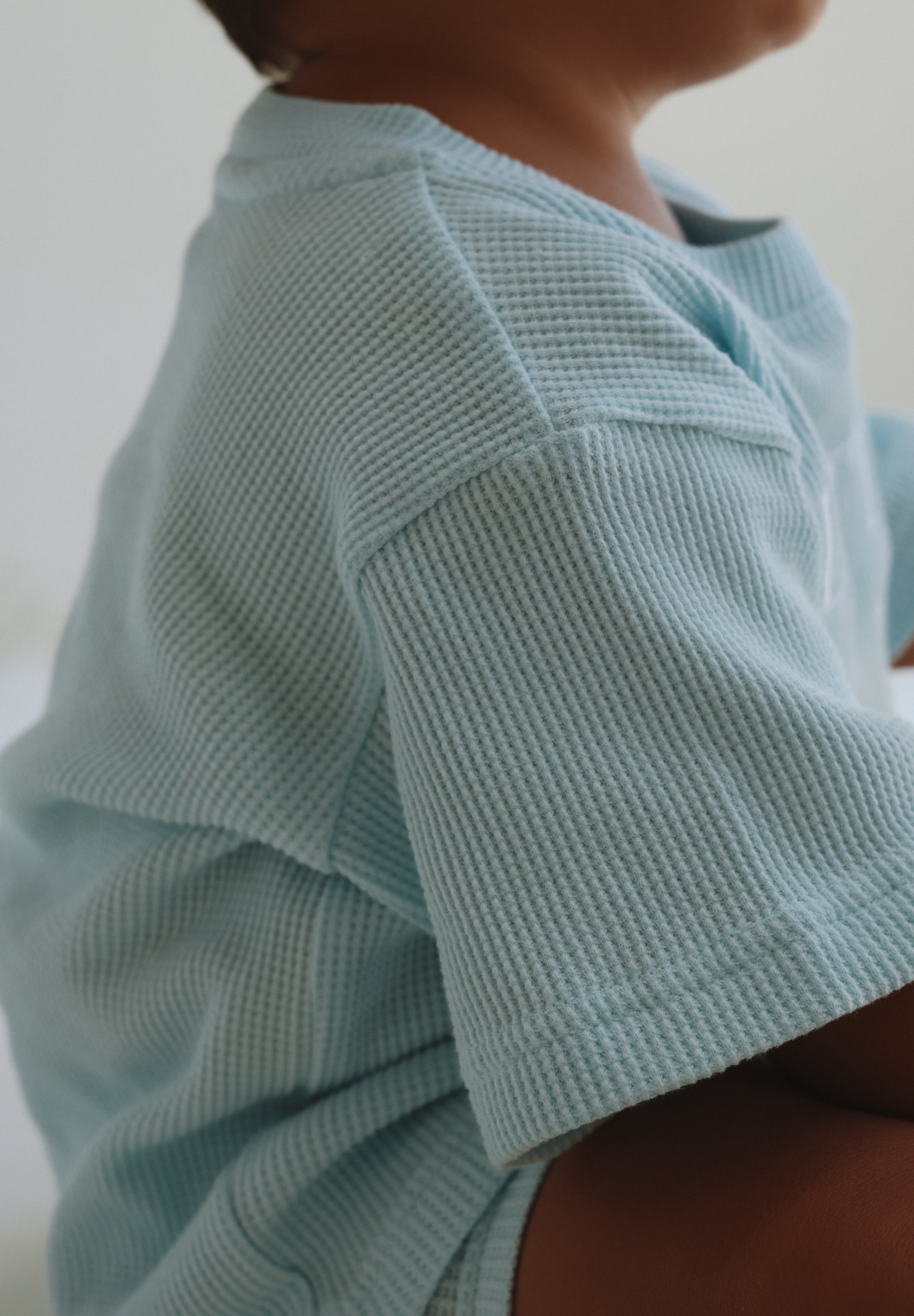 SORA OVERSIZED TEE - Pastel Blue