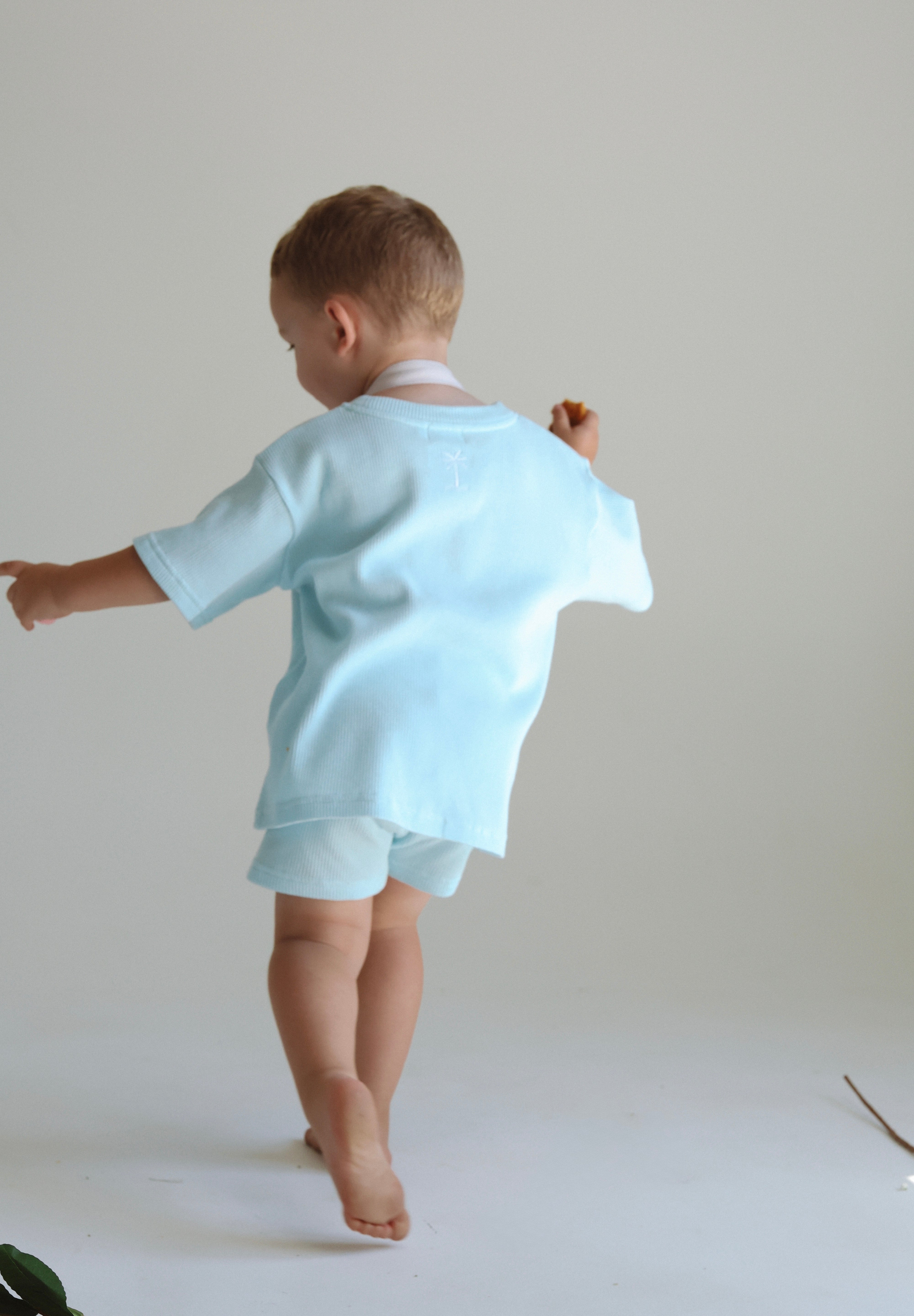 SORA OVERSIZED TEE - Pastel Blue